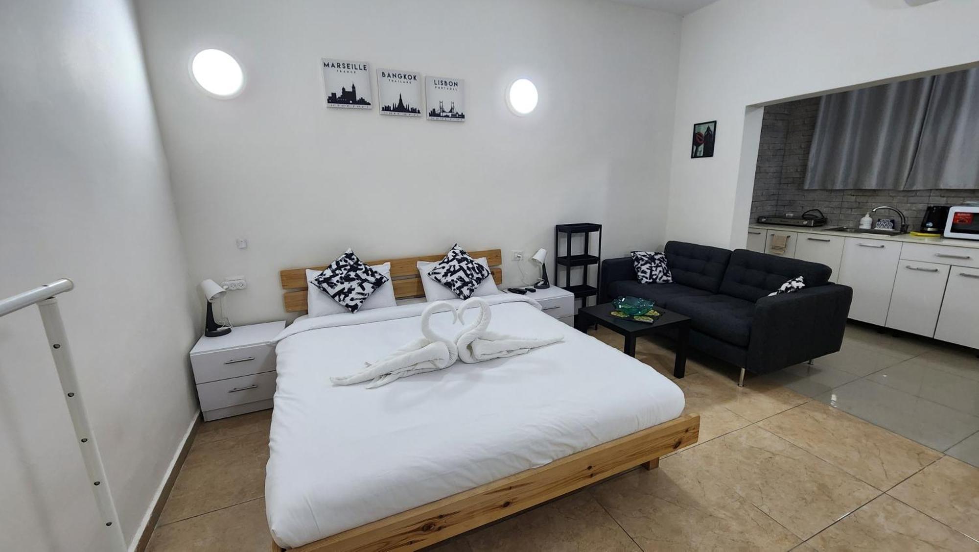 David Hameleh House Lejlighedshotel Netanya Værelse billede