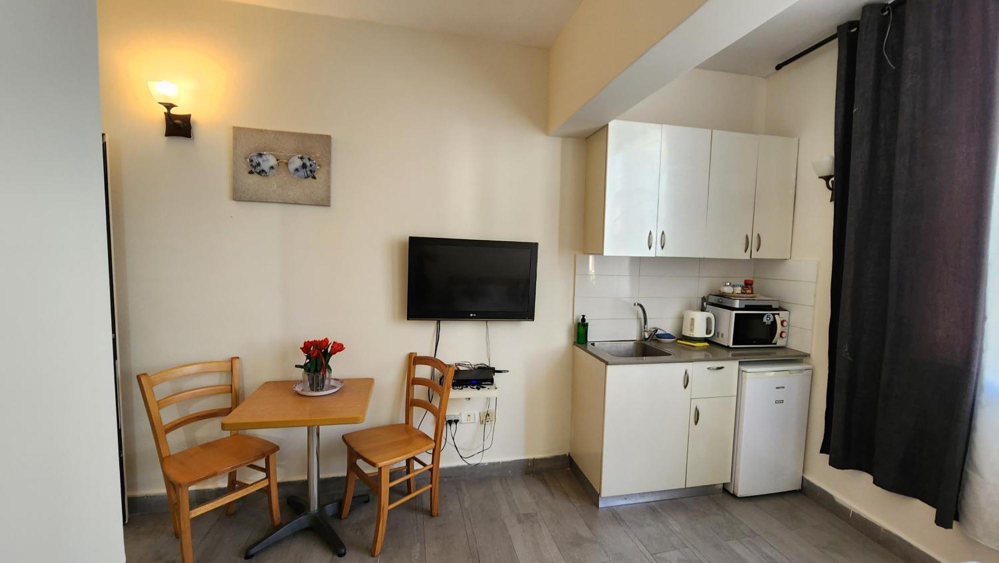 David Hameleh House Lejlighedshotel Netanya Værelse billede