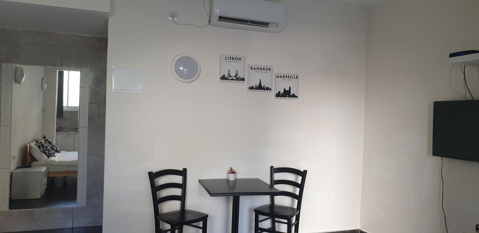 David Hameleh House Lejlighedshotel Netanya Værelse billede