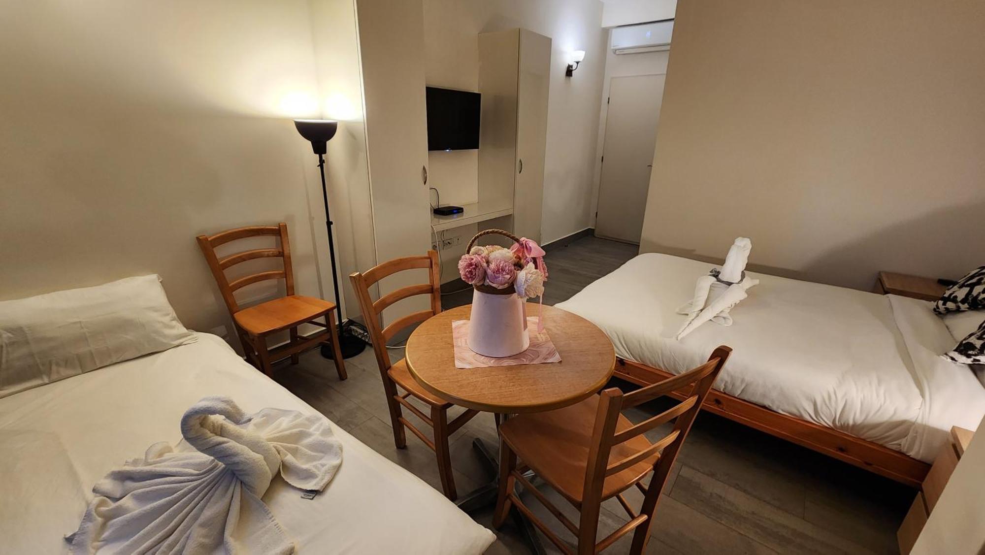 David Hameleh House Lejlighedshotel Netanya Værelse billede